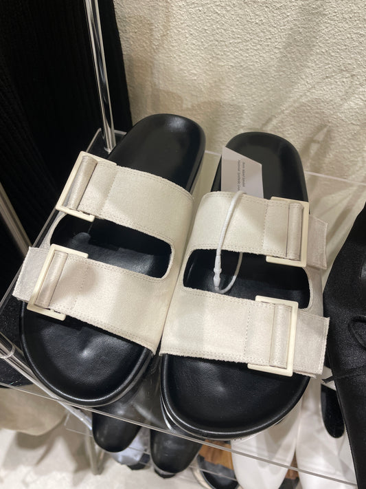 Regards-Island Sandal