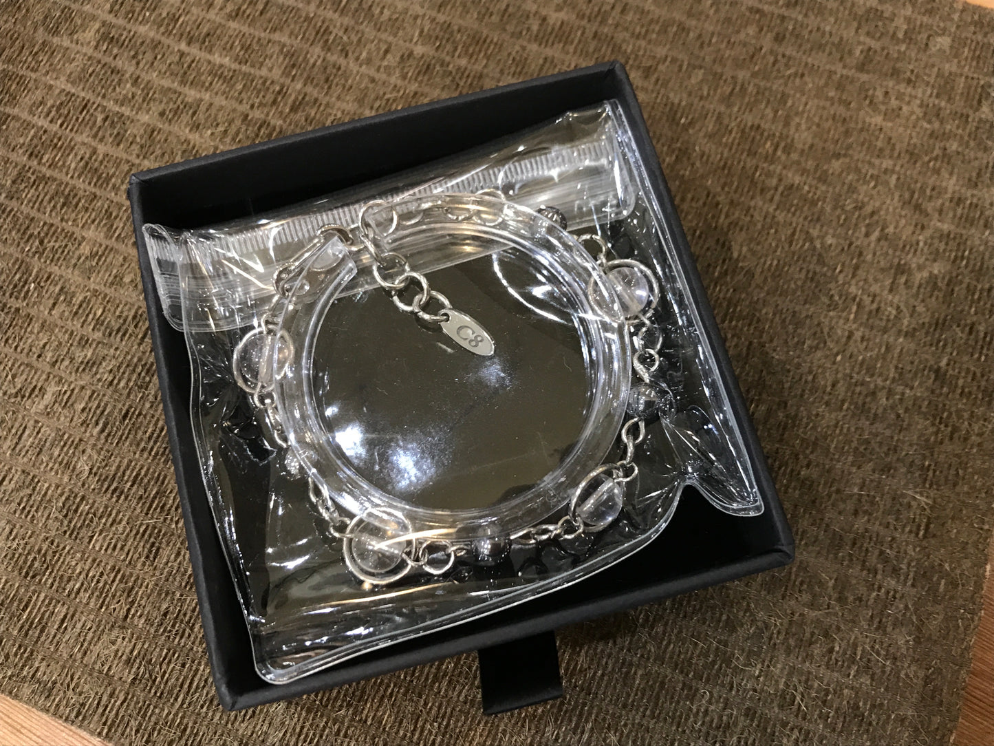 C8 閃𩆜鑽 Orbit8 Bracelet