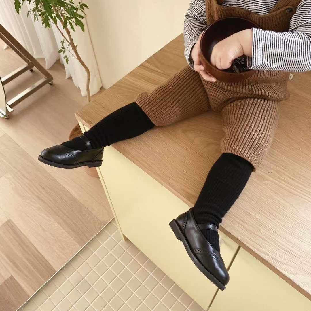 1822 Kid Mary Janes Flats