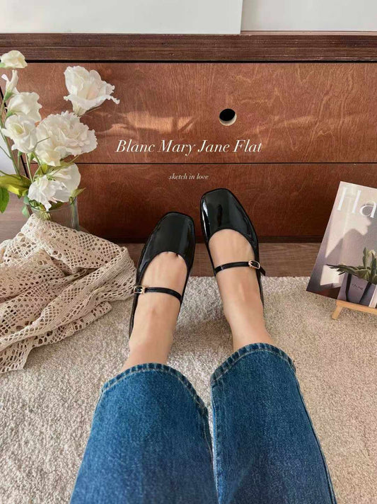 1013 Blanc Mary Janes (MOM)