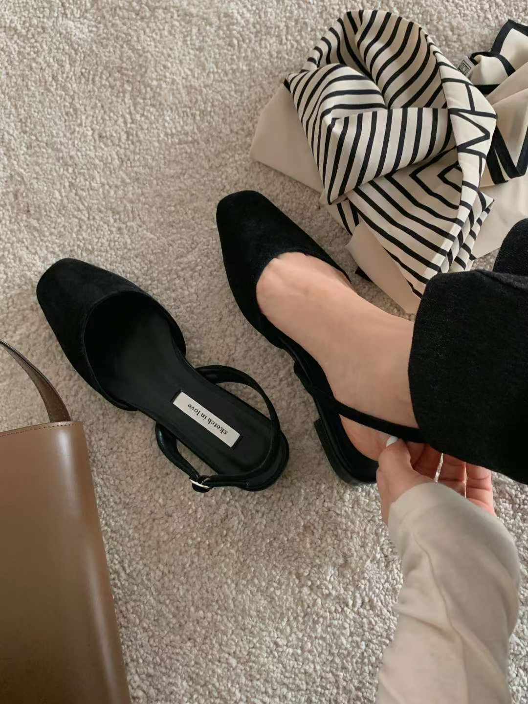 1037 Slingback Flats