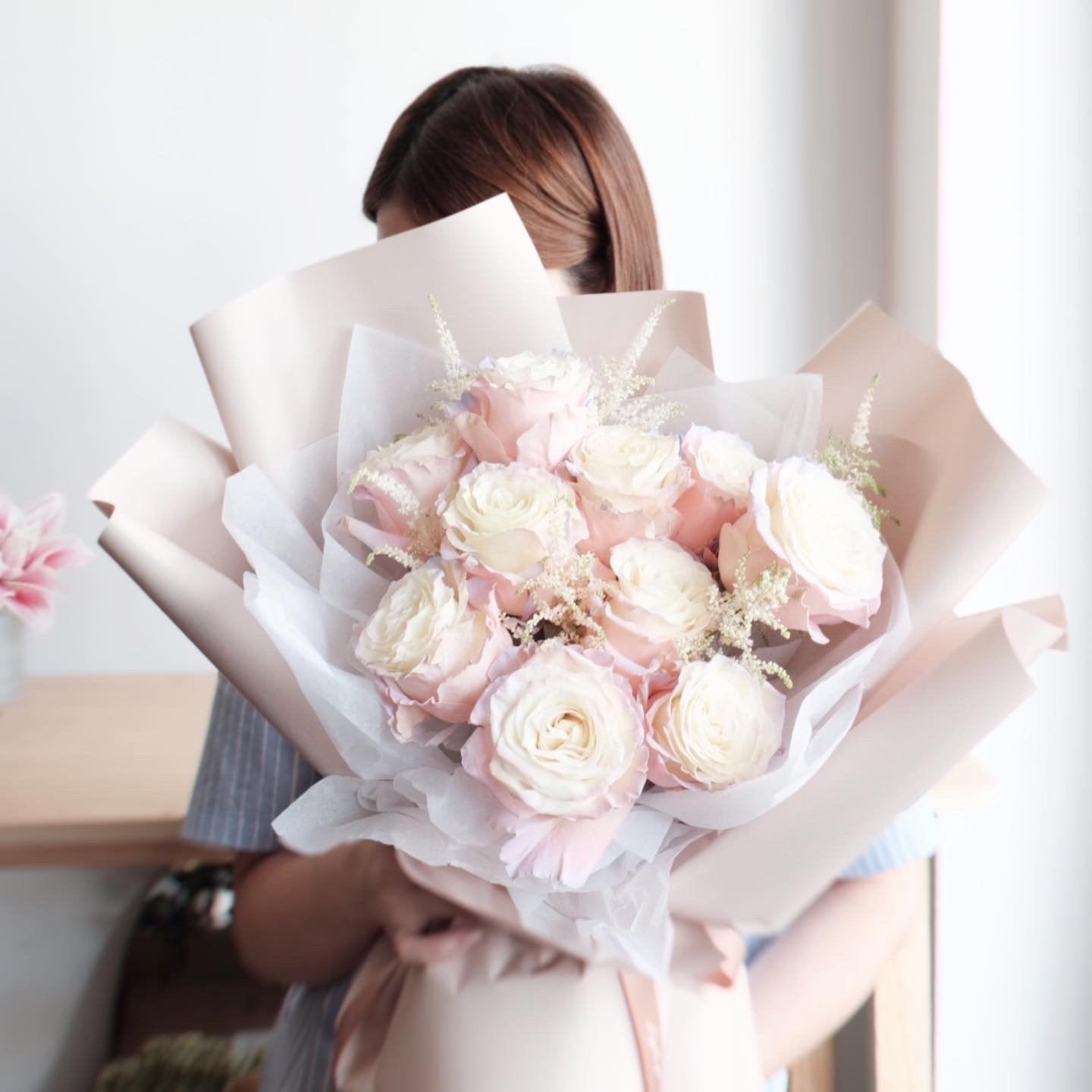 Aurora Boreal Rose Bouquet