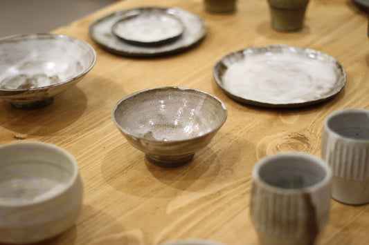 粉引 | 敞口斗笠碗