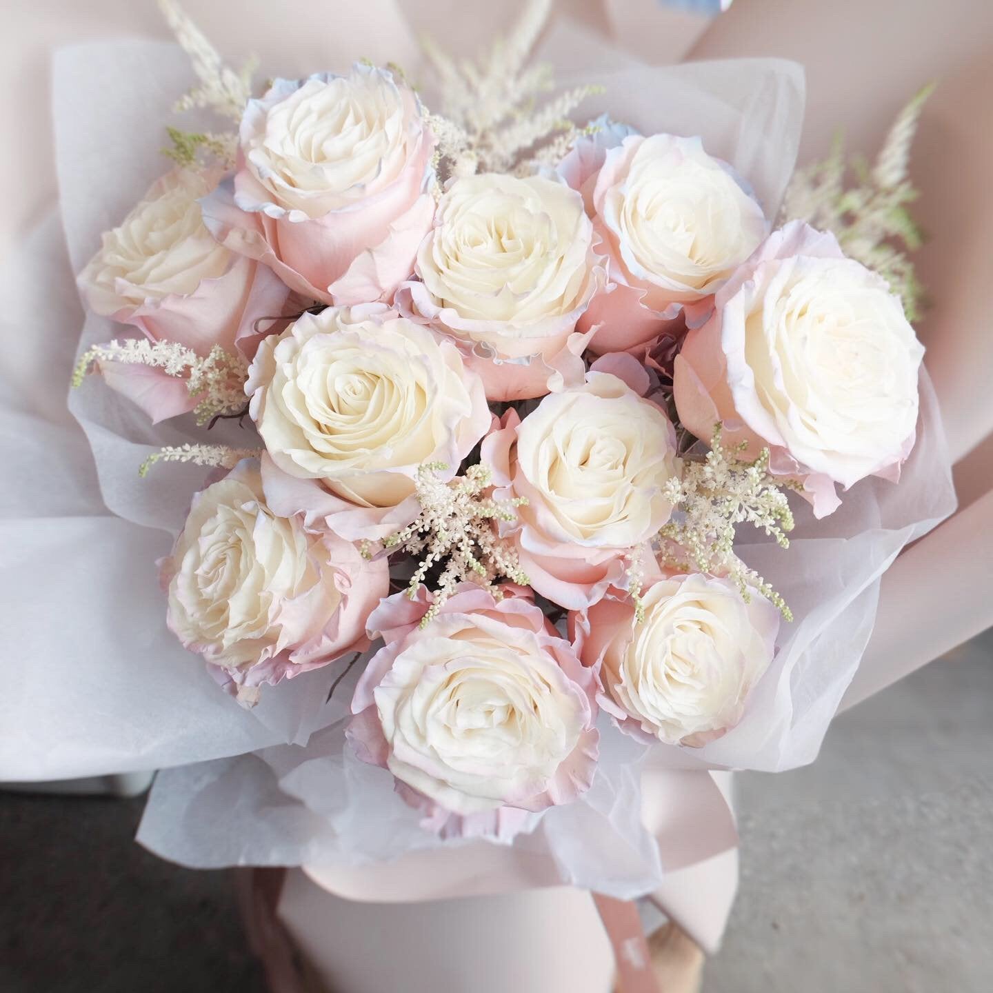 Aurora Boreal Rose Bouquet