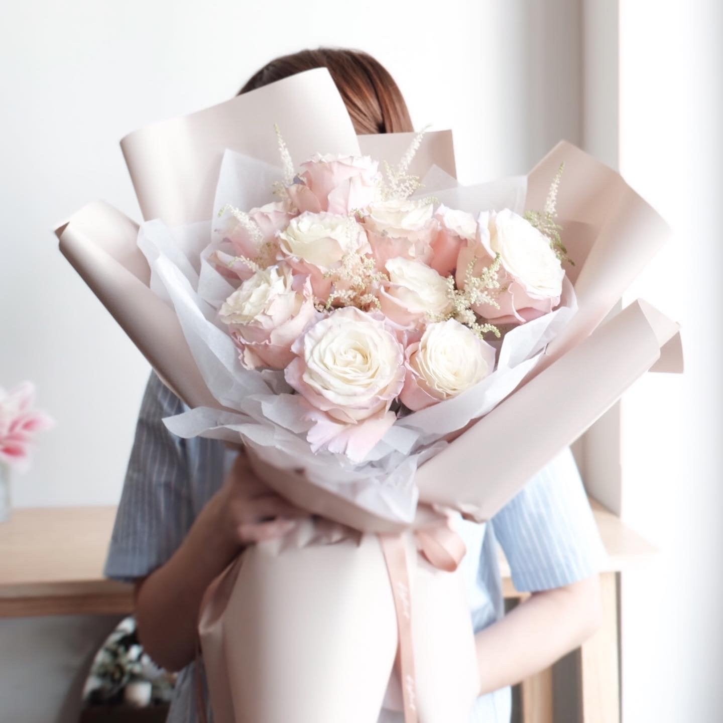 Aurora Boreal Rose Bouquet