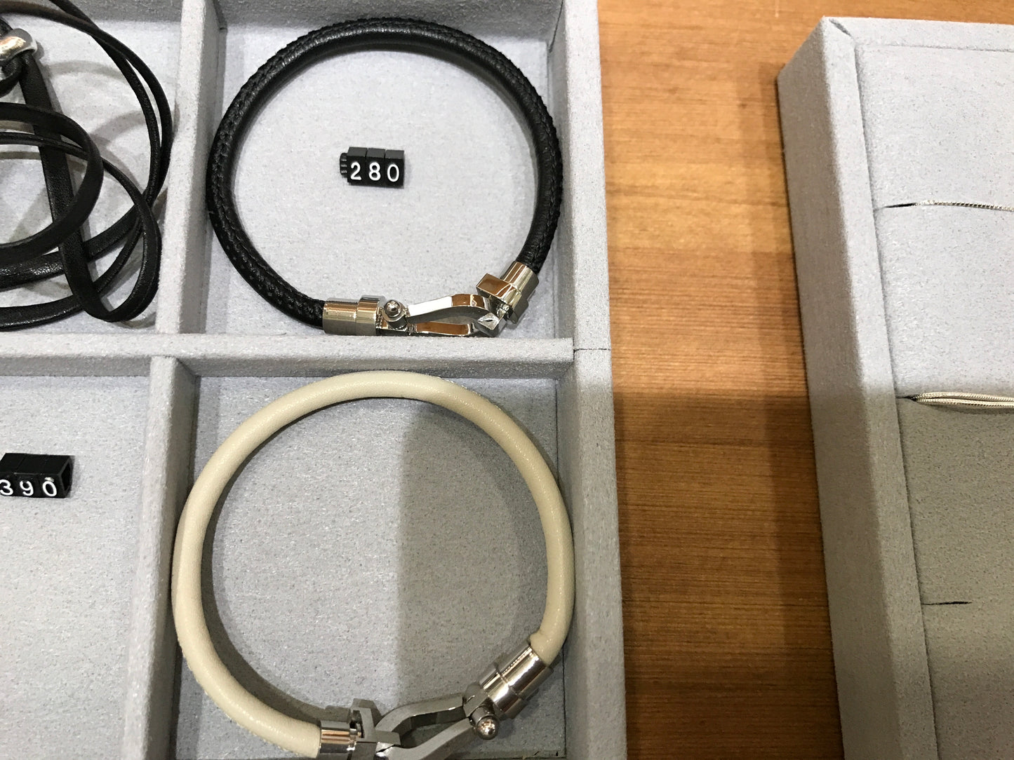 Regards-Leather Bracelet