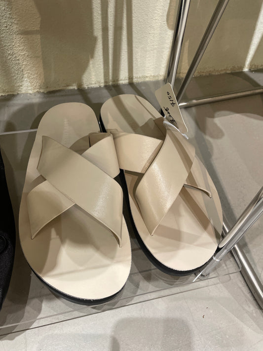 Regards-sandals
