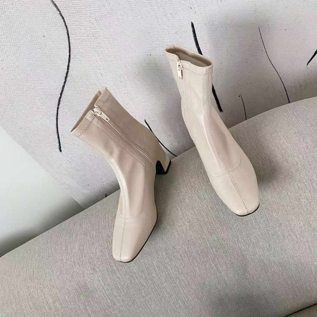 6014 Ankle Boots