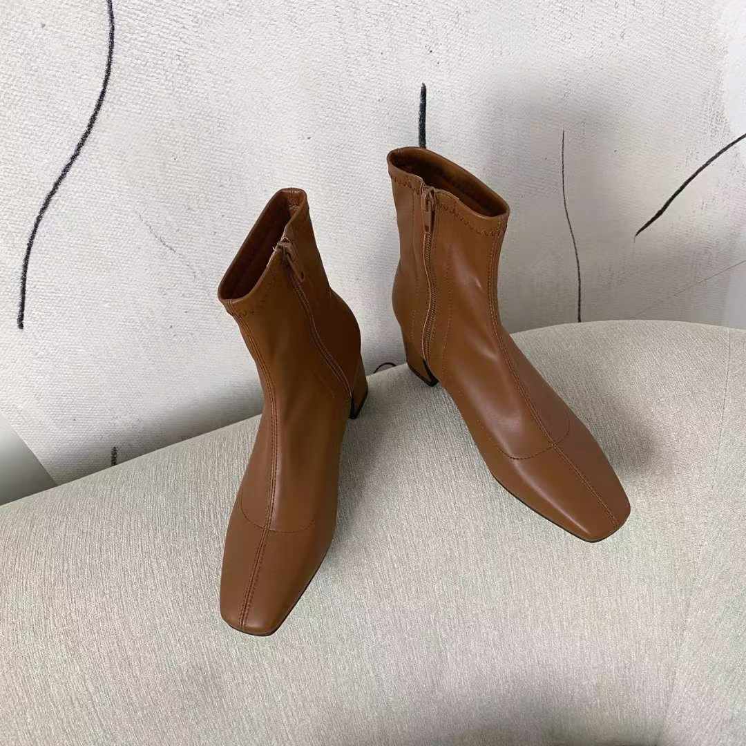 6014 Ankle Boots