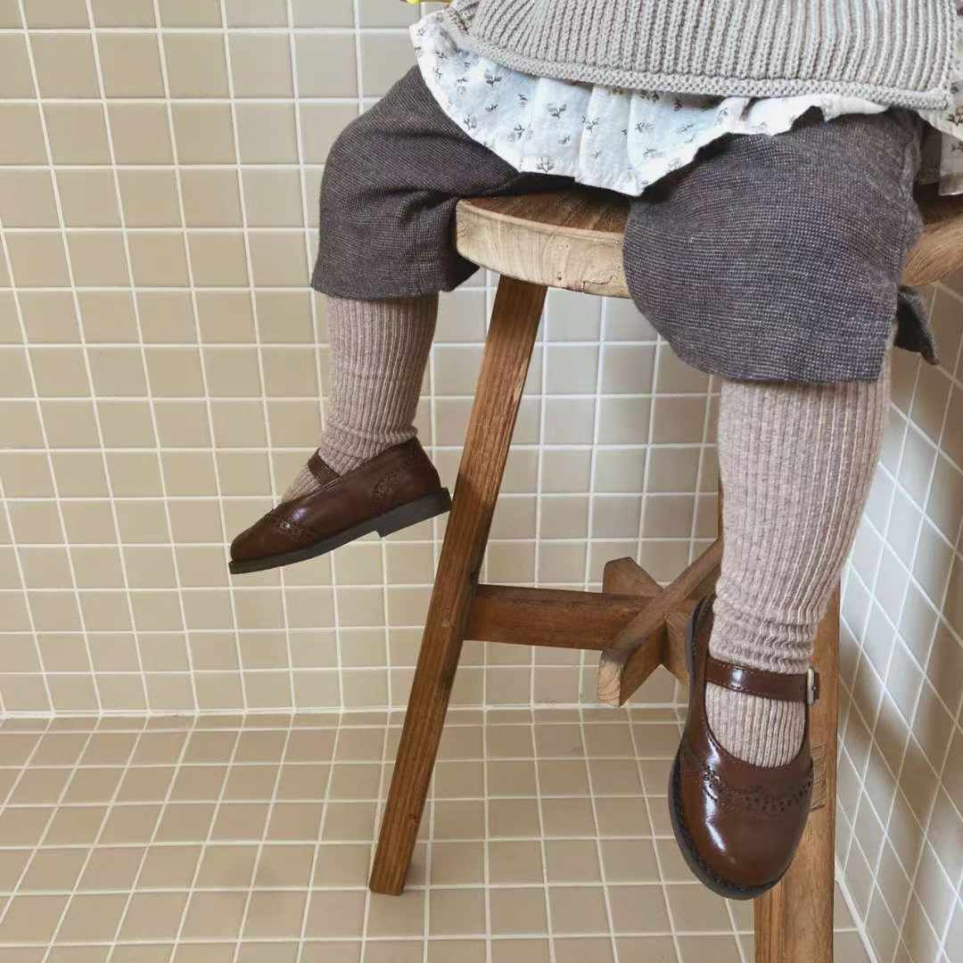 1822 Kid Mary Janes Flats