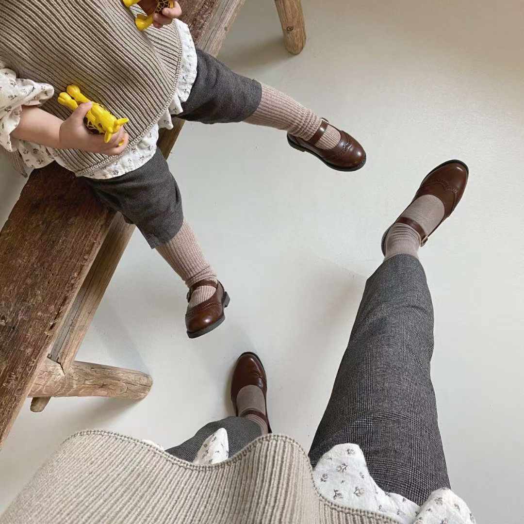 1822 Kid Mary Janes Flats