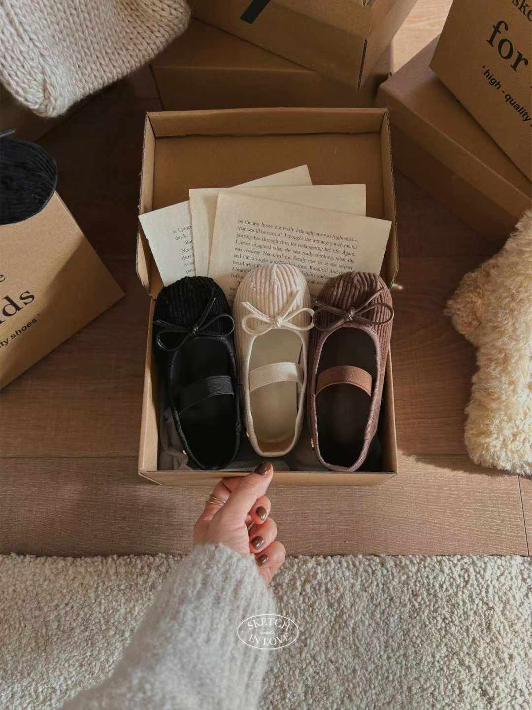 1032 Kid Ballet Flats