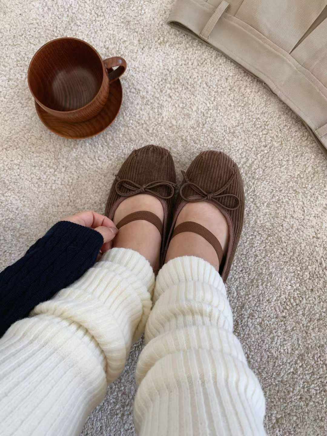 1032 Adult Ballet Flats