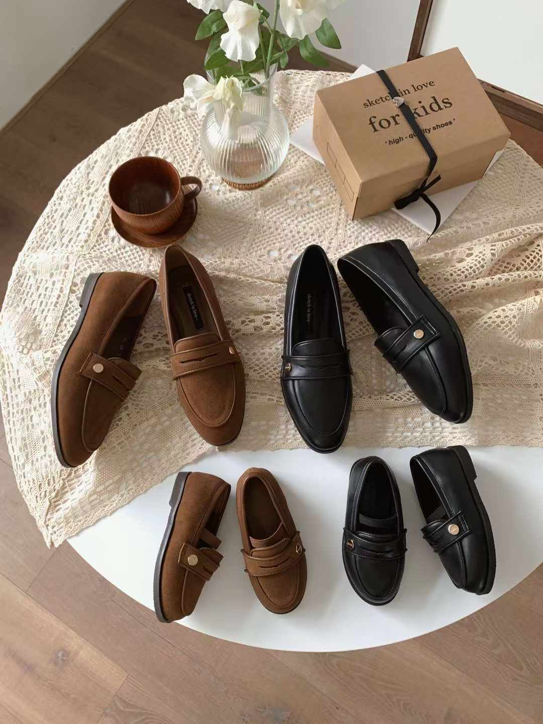 1006 Adult Loafers