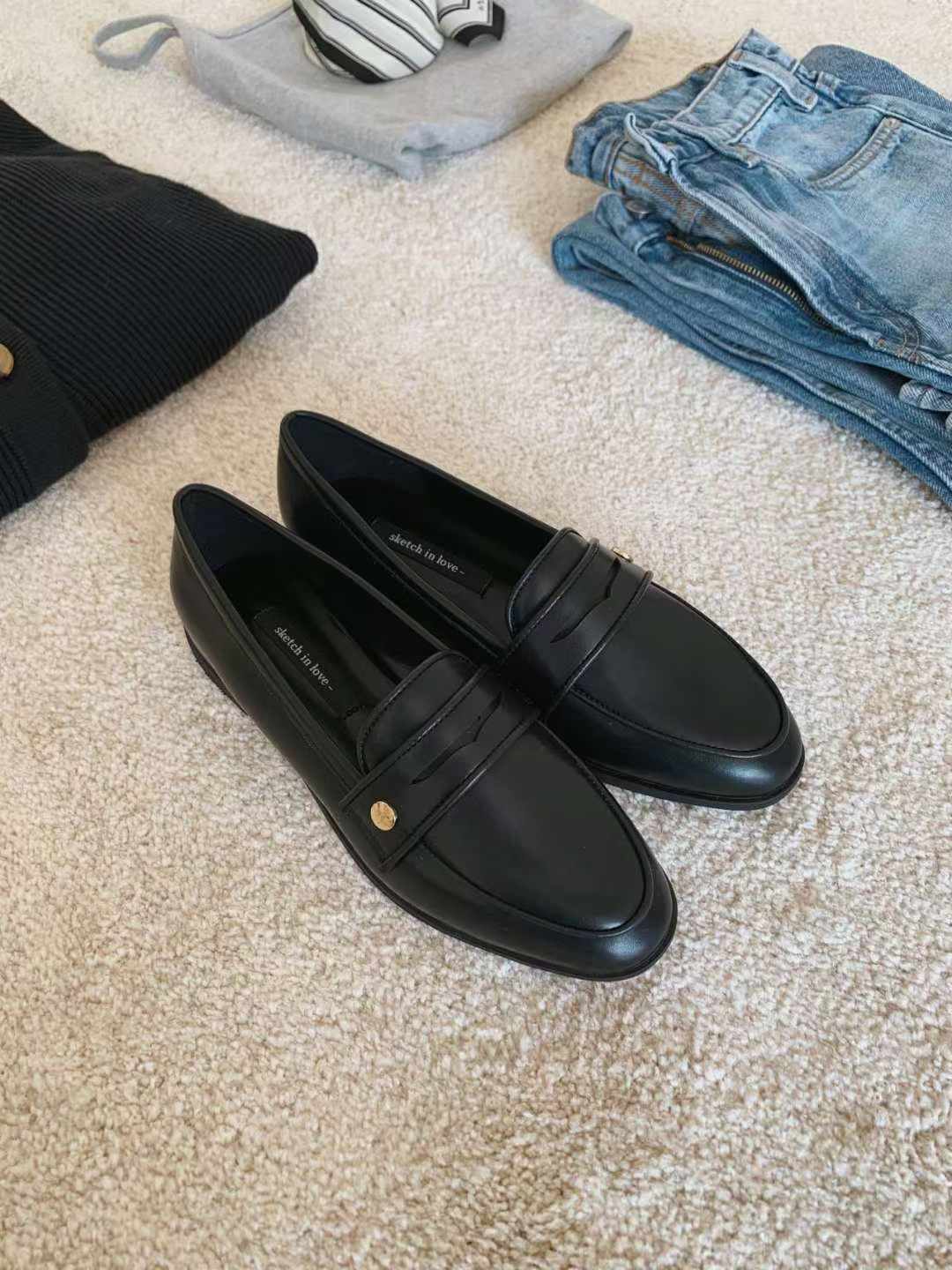 1006 Adult Loafers