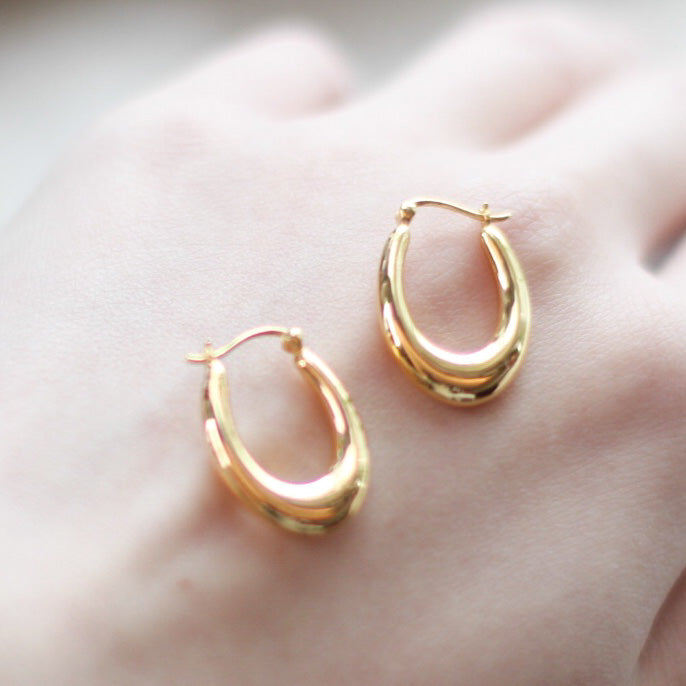 MoD Series | Oval Hoops 18K Earrings